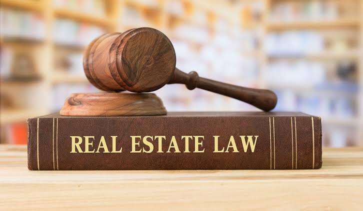 What Does a Real Estate Attorney Do